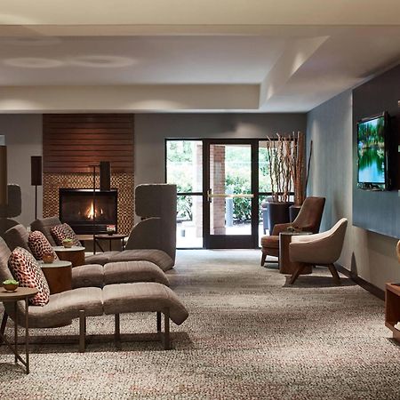 Courtyard By Marriott Portland Southeast/קלקאמאס מראה חיצוני תמונה