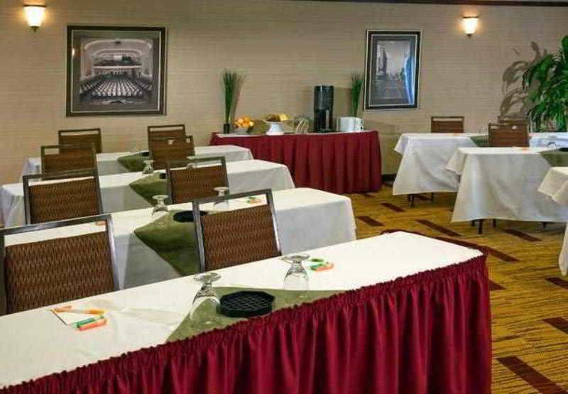 Courtyard By Marriott Portland Southeast/קלקאמאס מתקנים תמונה