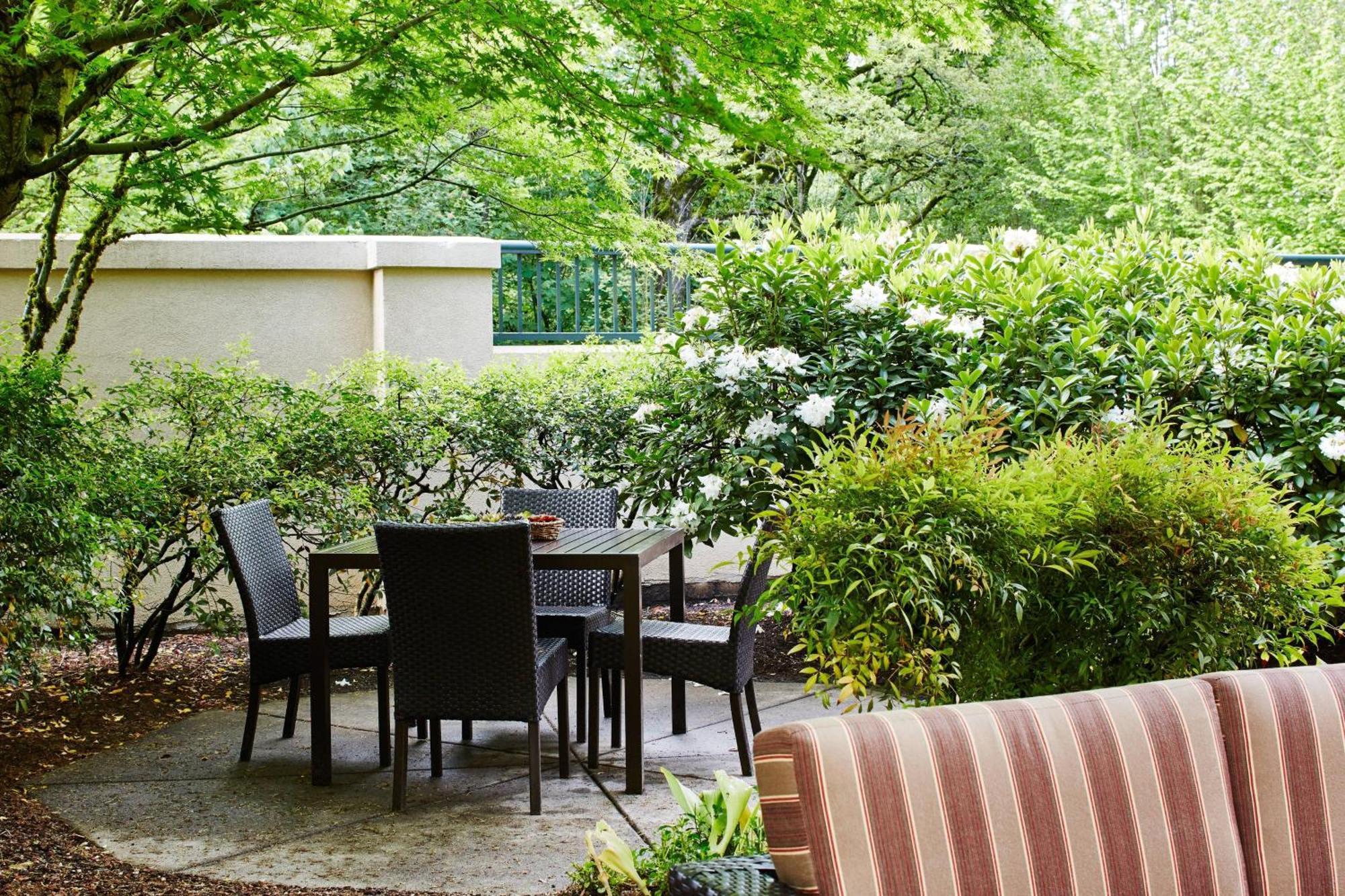 Courtyard By Marriott Portland Southeast/קלקאמאס מראה חיצוני תמונה