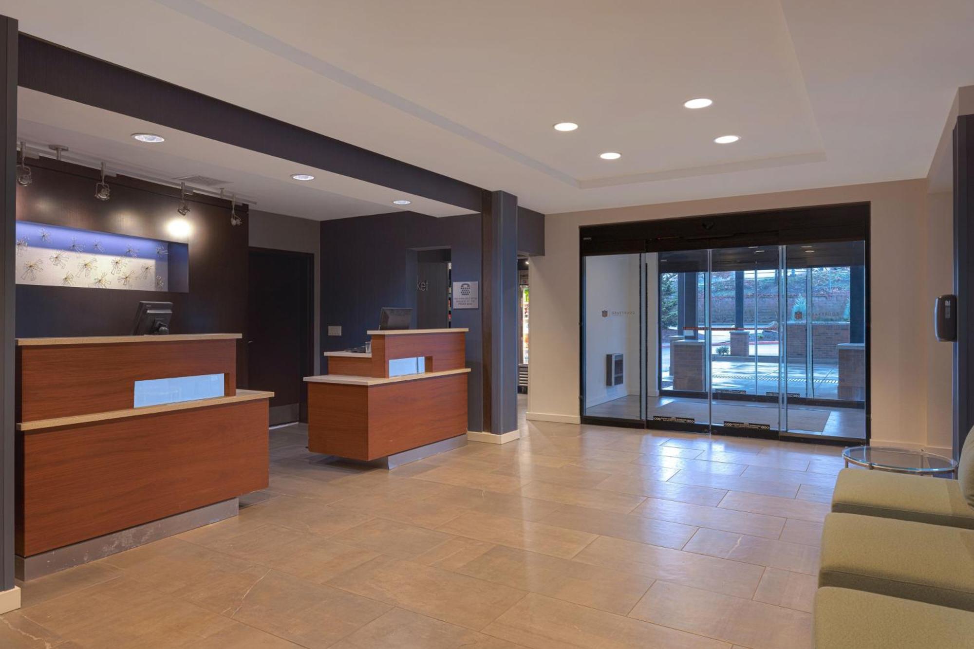 Courtyard By Marriott Portland Southeast/קלקאמאס מראה חיצוני תמונה