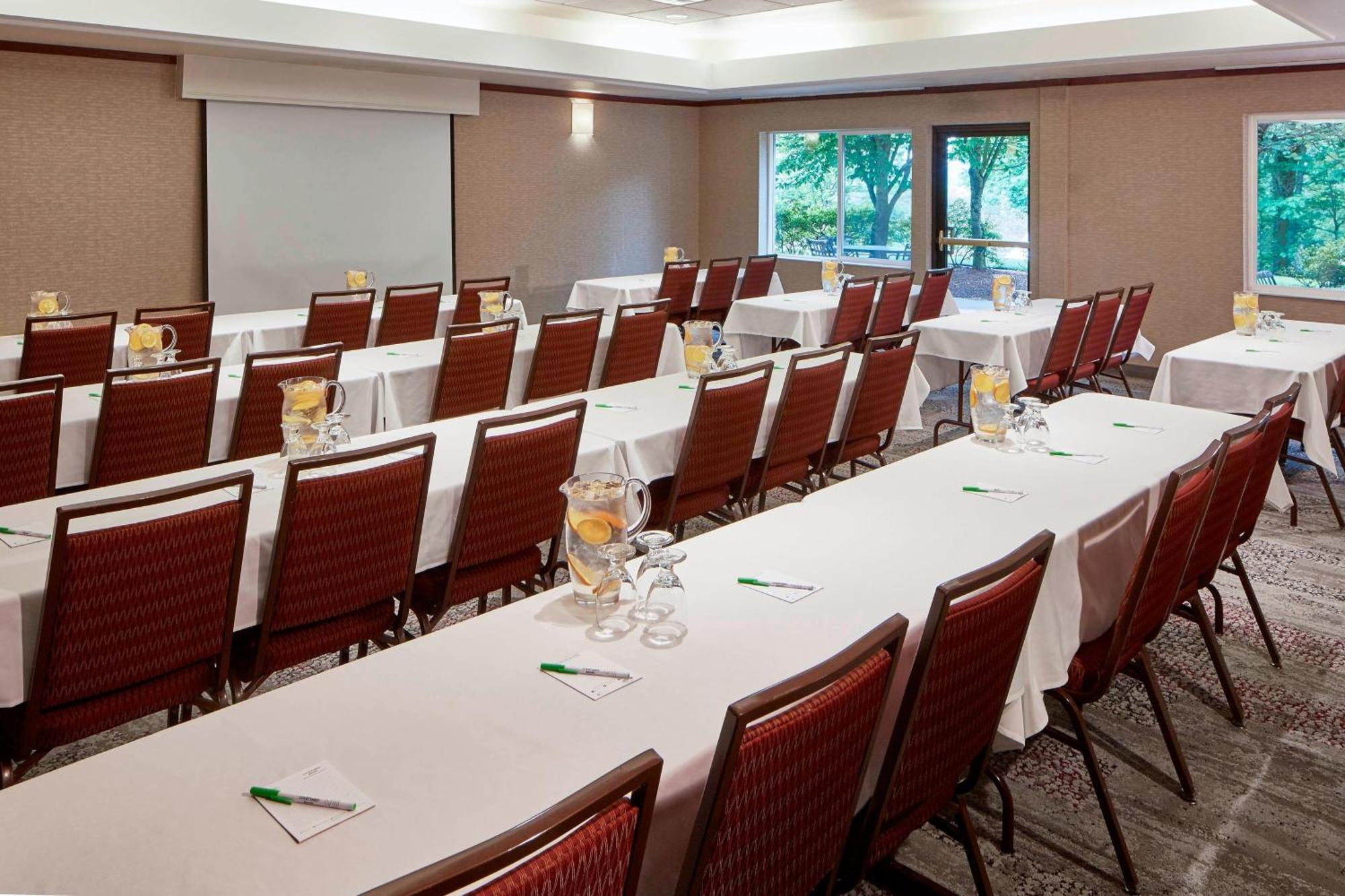 Courtyard By Marriott Portland Southeast/קלקאמאס מראה חיצוני תמונה