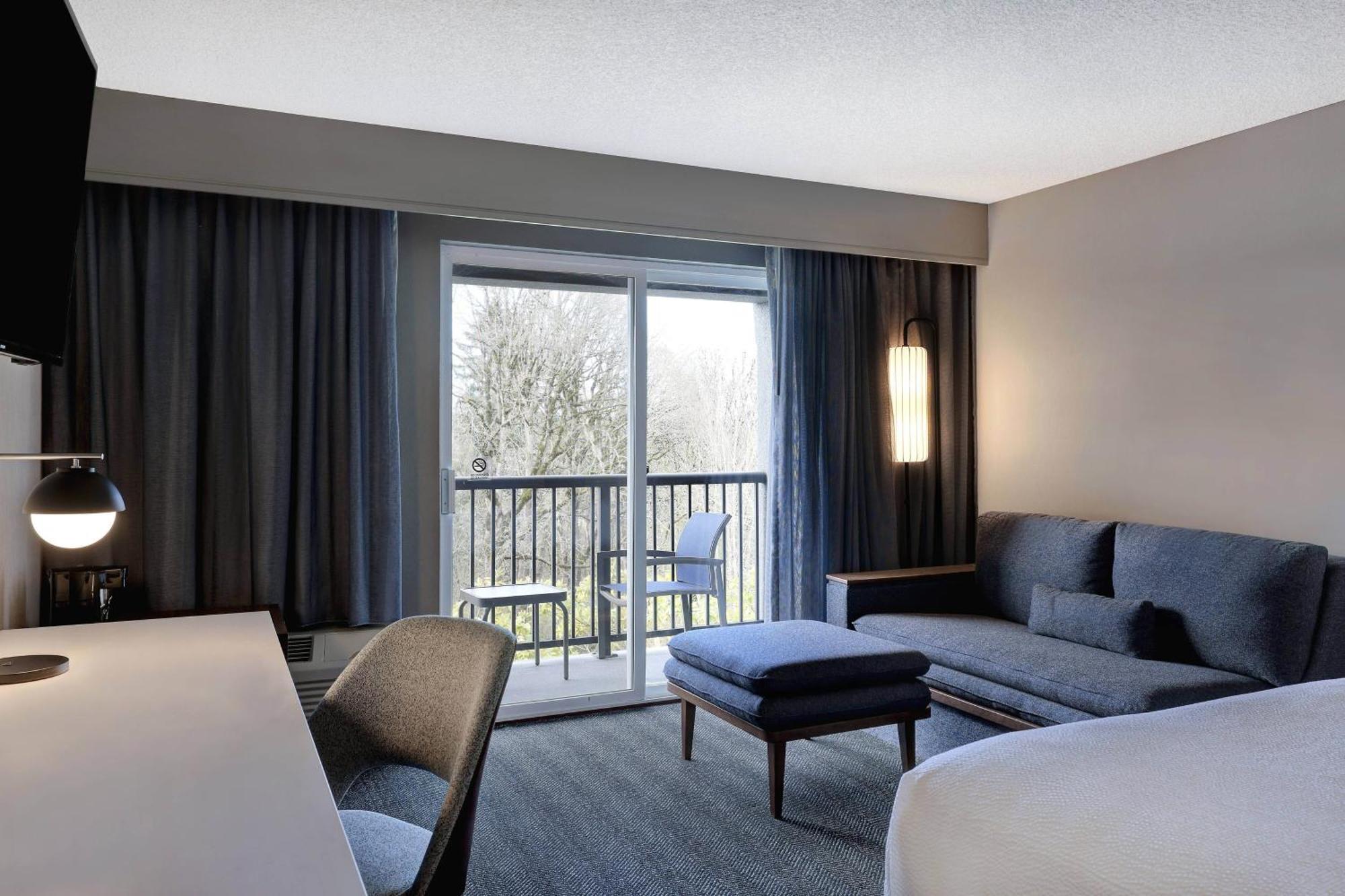 Courtyard By Marriott Portland Southeast/קלקאמאס מראה חיצוני תמונה