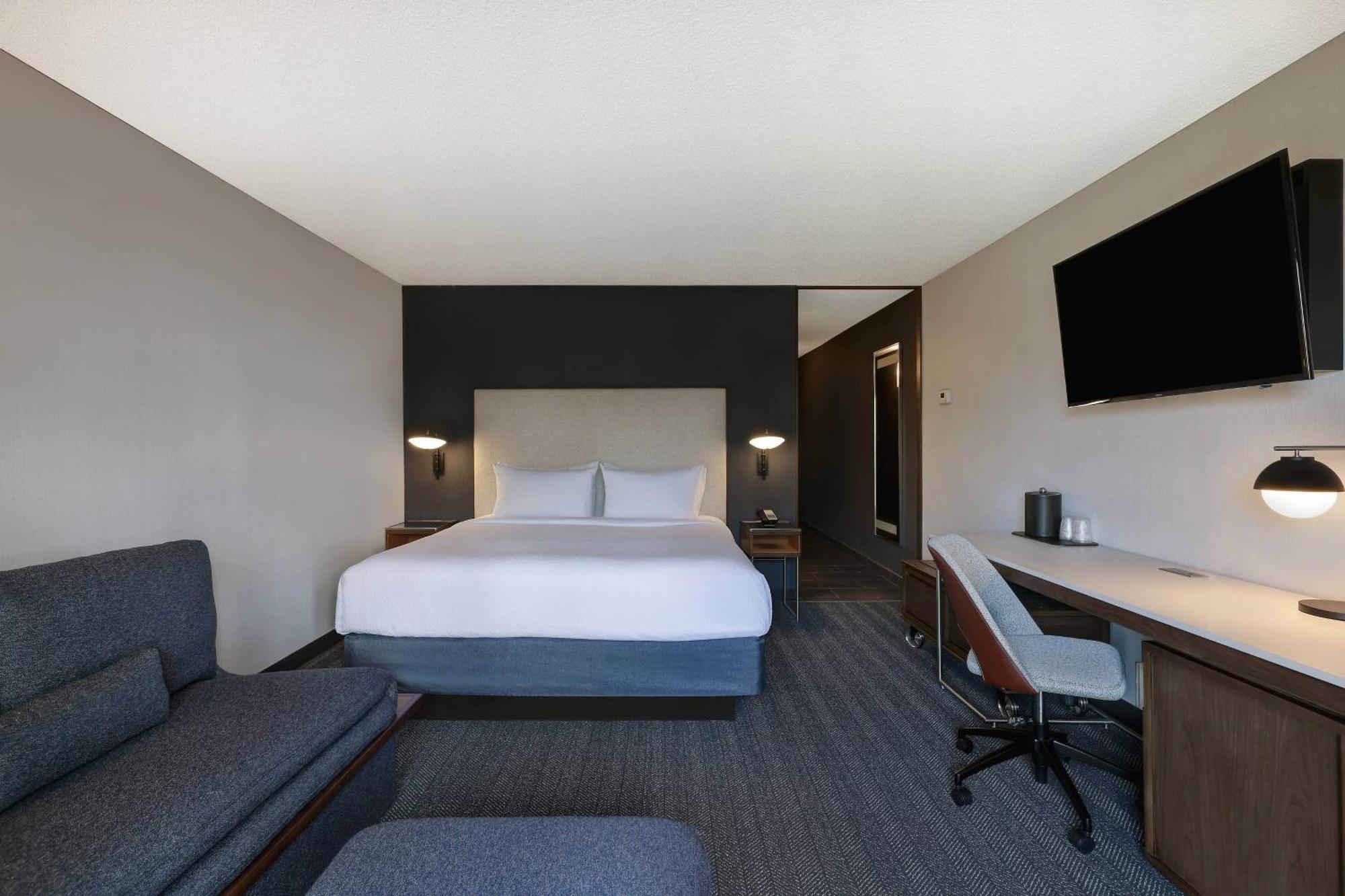Courtyard By Marriott Portland Southeast/קלקאמאס מראה חיצוני תמונה