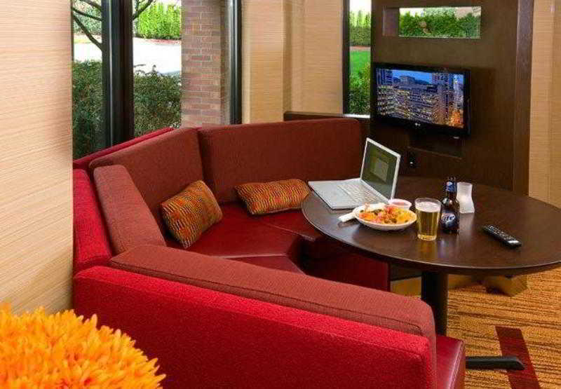 Courtyard By Marriott Portland Southeast/קלקאמאס מראה חיצוני תמונה